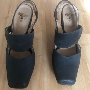 John Fluevog classic black heel size 36